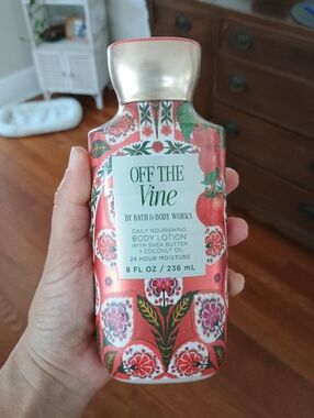 Bath & Body Works Off The Vine Body Lotion